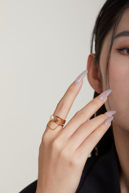 Liquid Metal Contour Pearl Ring