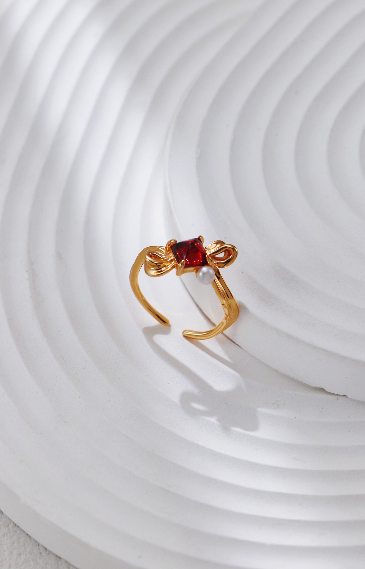 Sugarloaf Garnet Velvet Solitaire Ring