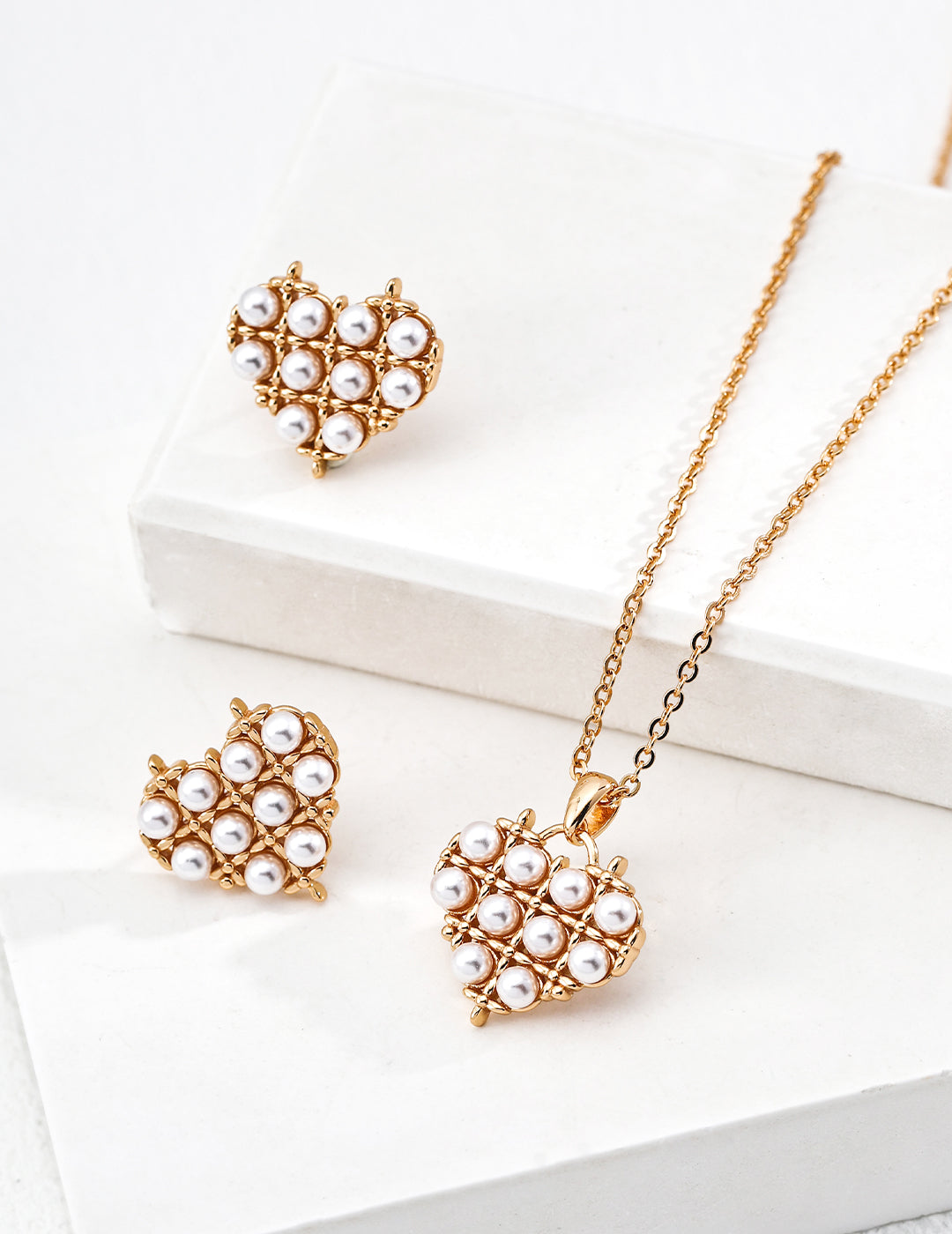 Celestial Heart Pavé Pearl Pendant Necklace