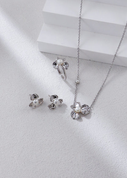 Floral Bloom Pearl & Zircon Earrings